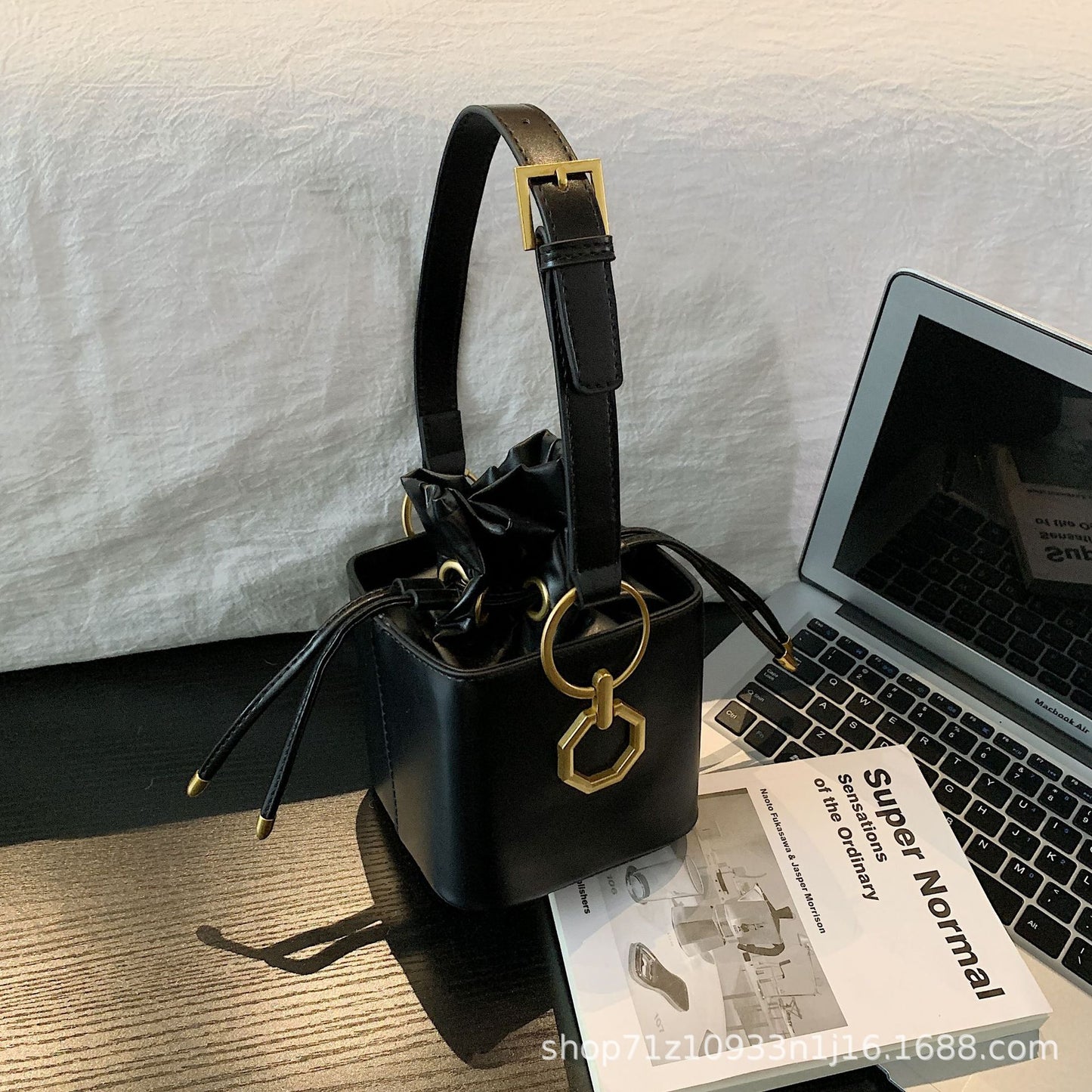 Fashion High Sense Minority Simple Versatile Quality Korean Women's Handbag