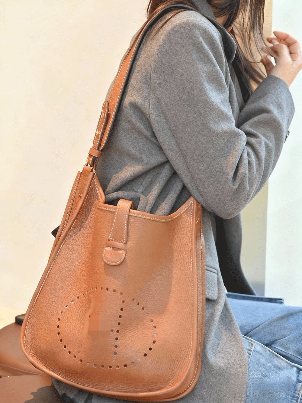 Women's First Layer Cowhide Large Capacity Hollow Bags