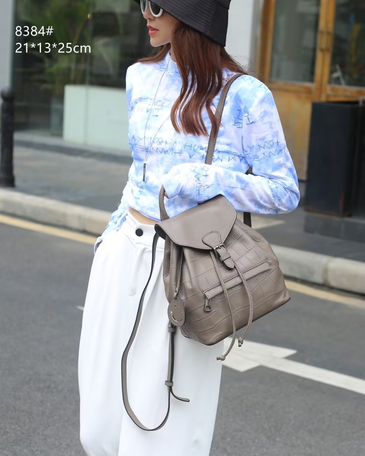 Women's Simple Crocodile Pattern Drawstring Flip Commute Backpacks