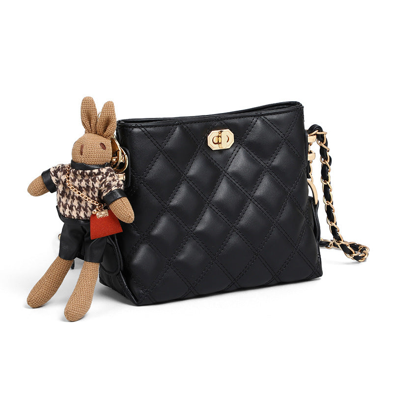 Durable Cool Women's Leather Chain Underarm Women's Messenger Bag