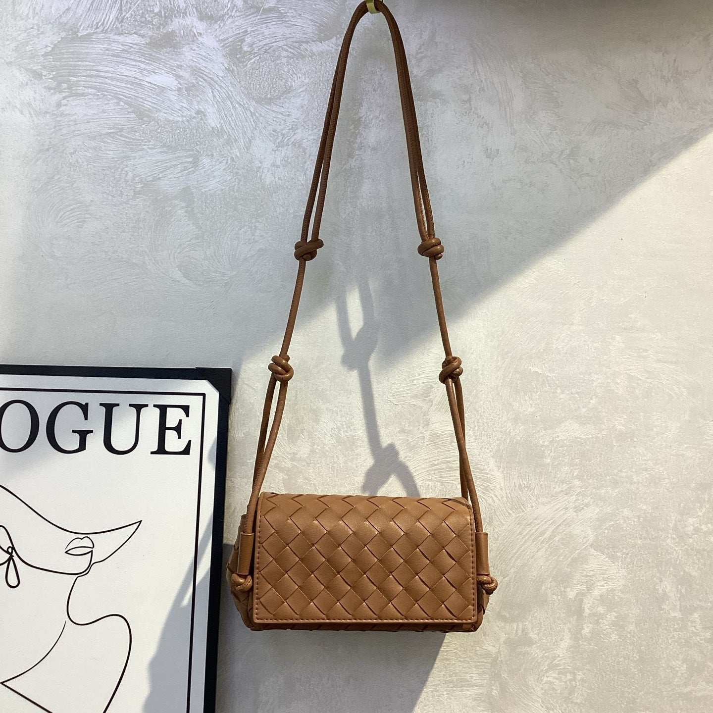 High Quality Knotted Hand-woven Genuine Leather Small Square Bags