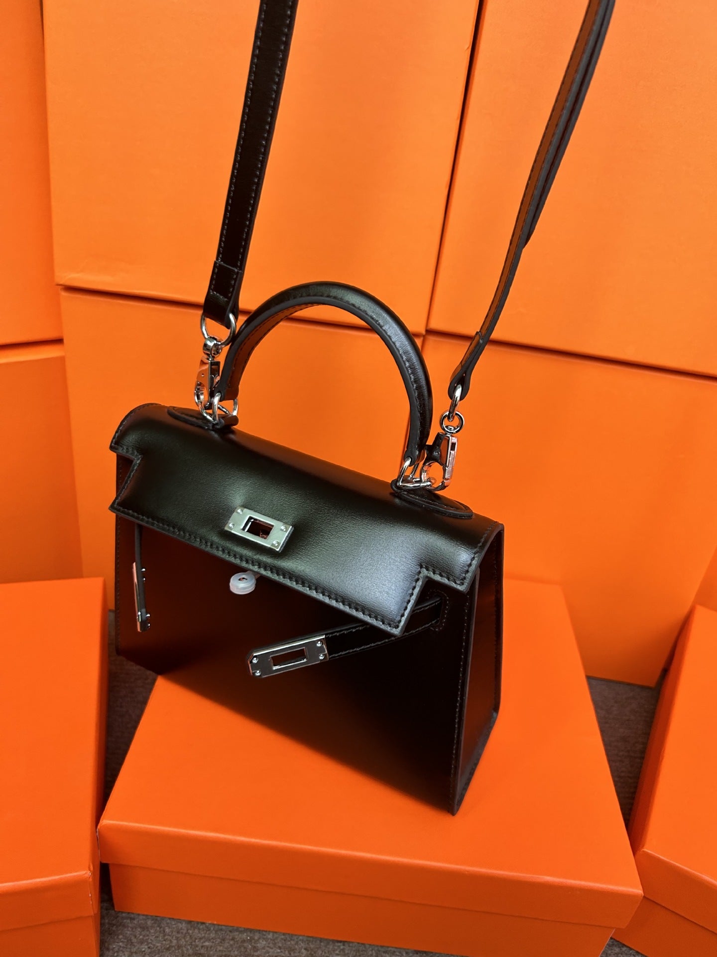 Women's Leather Glossy Cowhide Jim Kelly Second Generation Bags