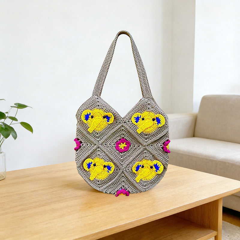 Women's Elephant Head Hand-woven Diamond Plaid Hollow Seaside Women's Messenger Bag