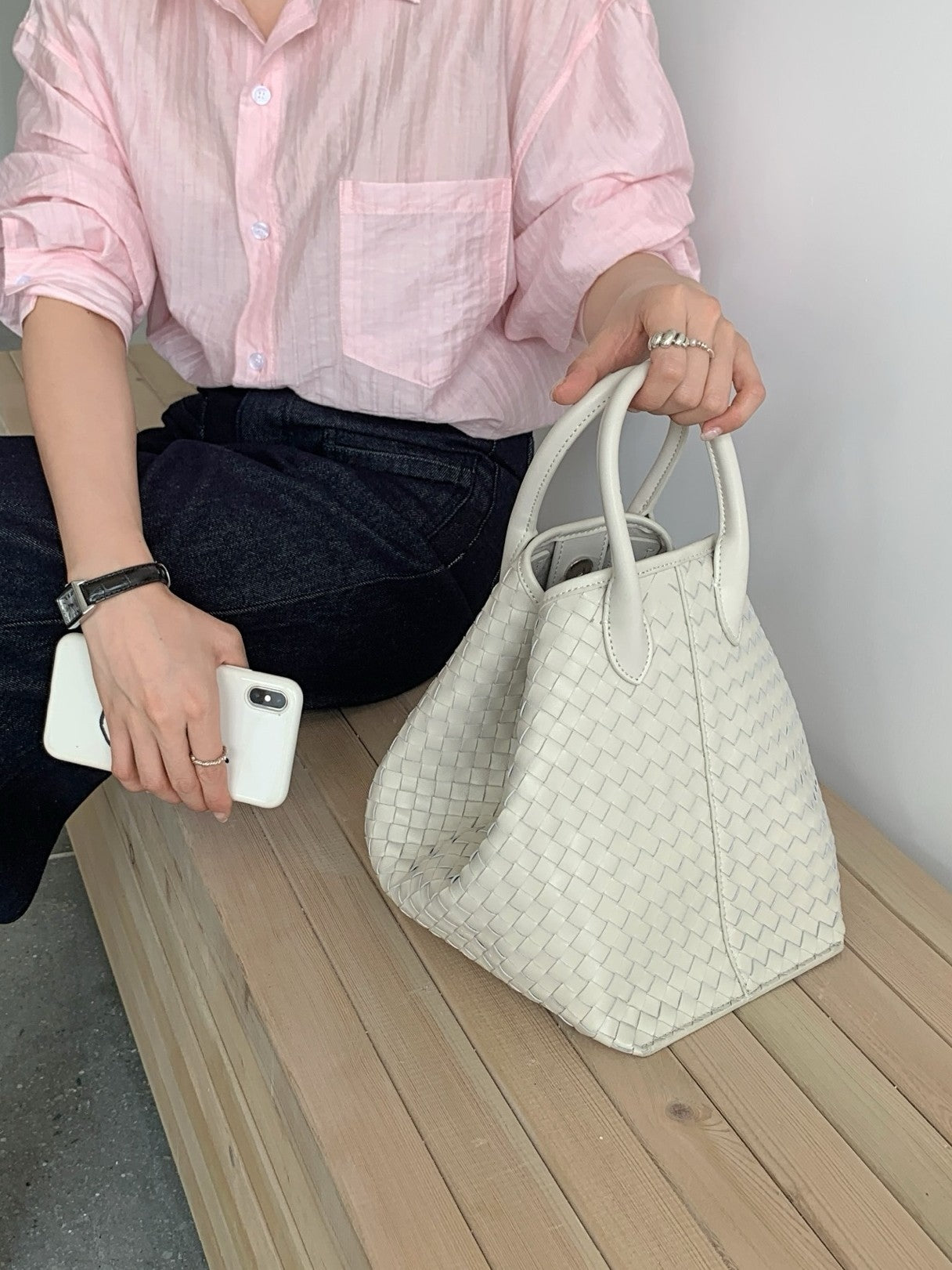 Women's Sheepskin Woven Large Capacity Soft Leather Bucket Bag