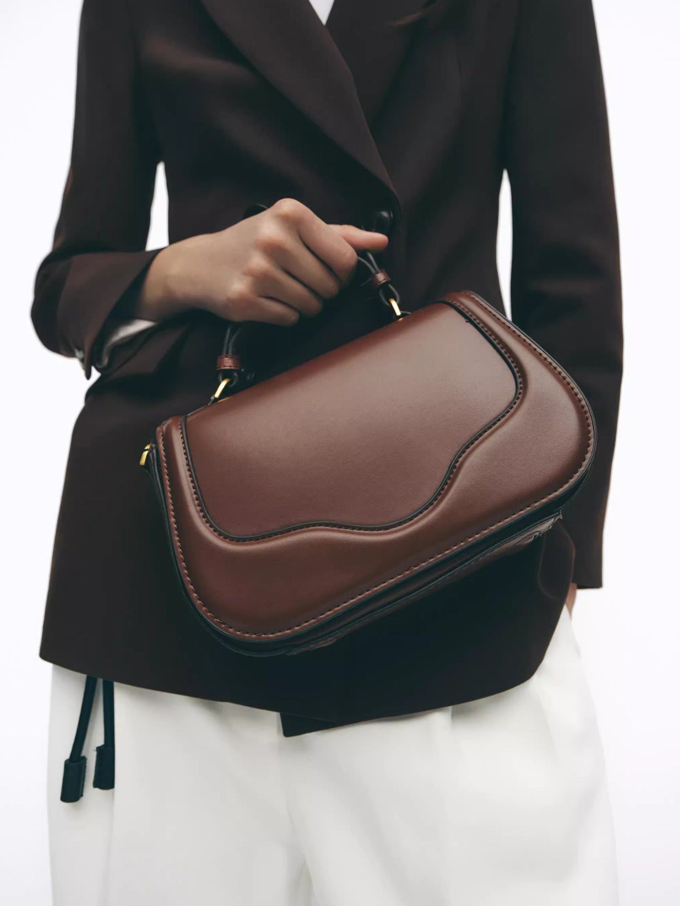 Women's Elegant Hand Holding Saddle Commuting Leisure Shoulder Bags