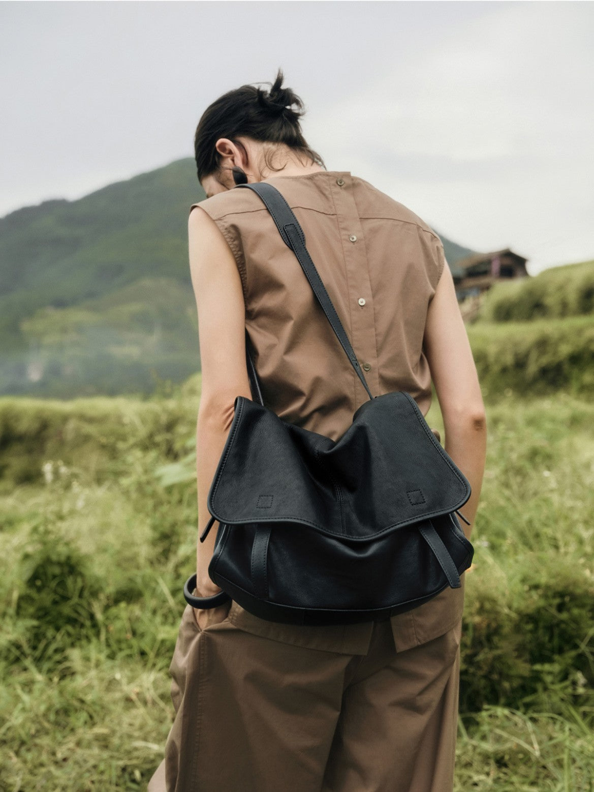 Women's Tanned Sheepskin Series Man Mail Large Capacity Bags