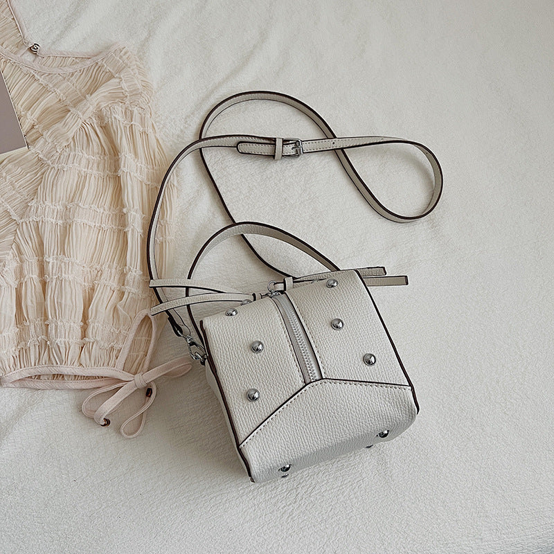 Good-looking Retro Spring Personal Leisure Fashionable Stylish Small Square Bags