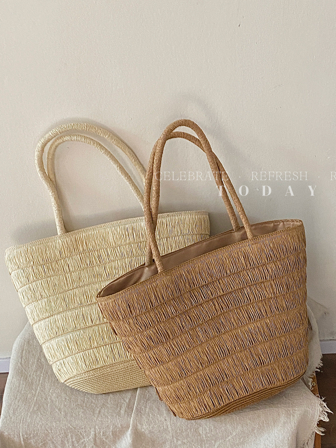 Women's Fashion Large Capacity Simple Straw Vegetable Handbags