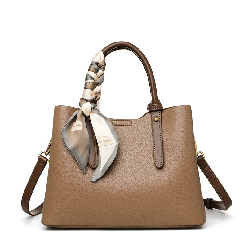 Women's High Sense Fashion Commuter Send Mother Women's Shoulder Bag