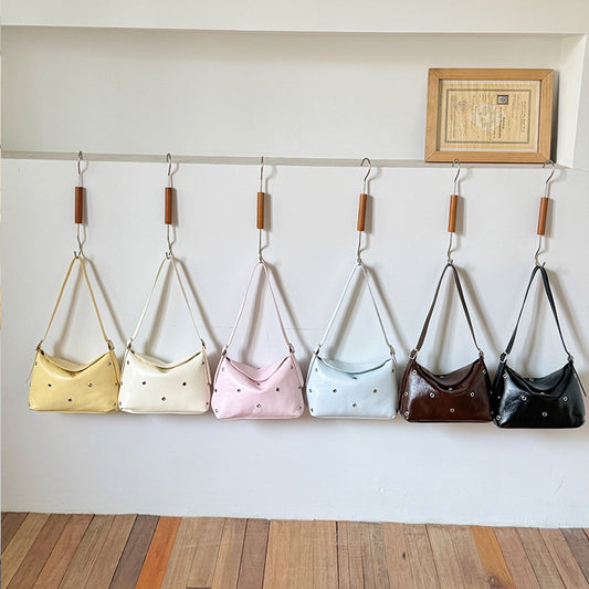 Women's Niche Rivet Underarm Retro Soft Leather Bags
