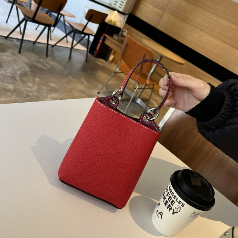 Women's Top Layer Leather Mini Portable Large Mobile Phone Bag