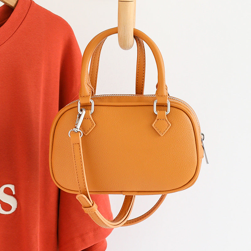 Women's Retro Simple Portable Boston Solid Color High Sense Soft Leather Women's Messenger Bag