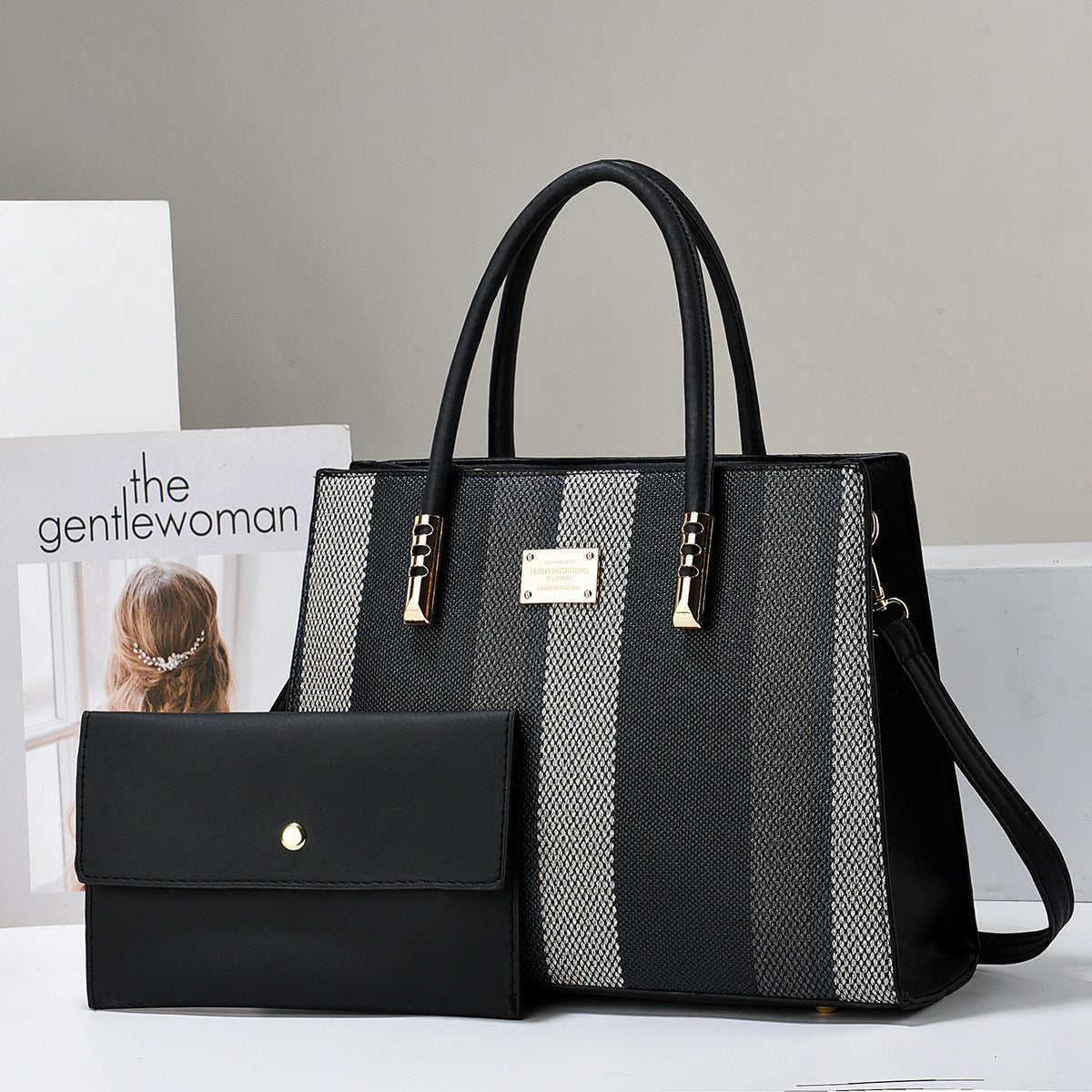 Pretty Women's Fashionable Large Capacity Color-matching Bags
