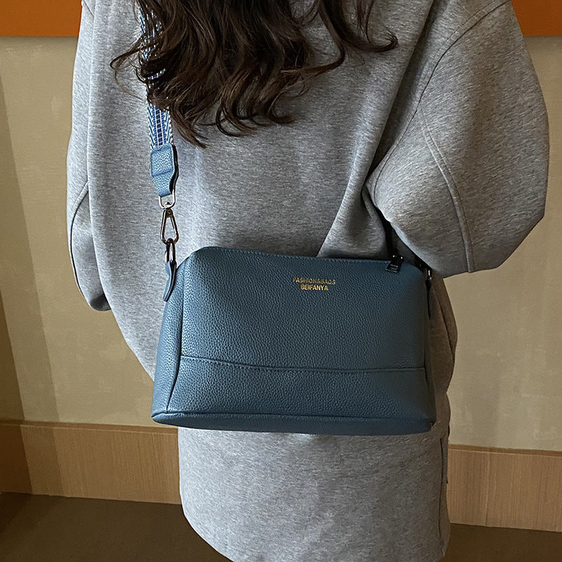 Women's Trendy Simple High-grade Large Capacity Elegant Soft Women's Messenger Bag