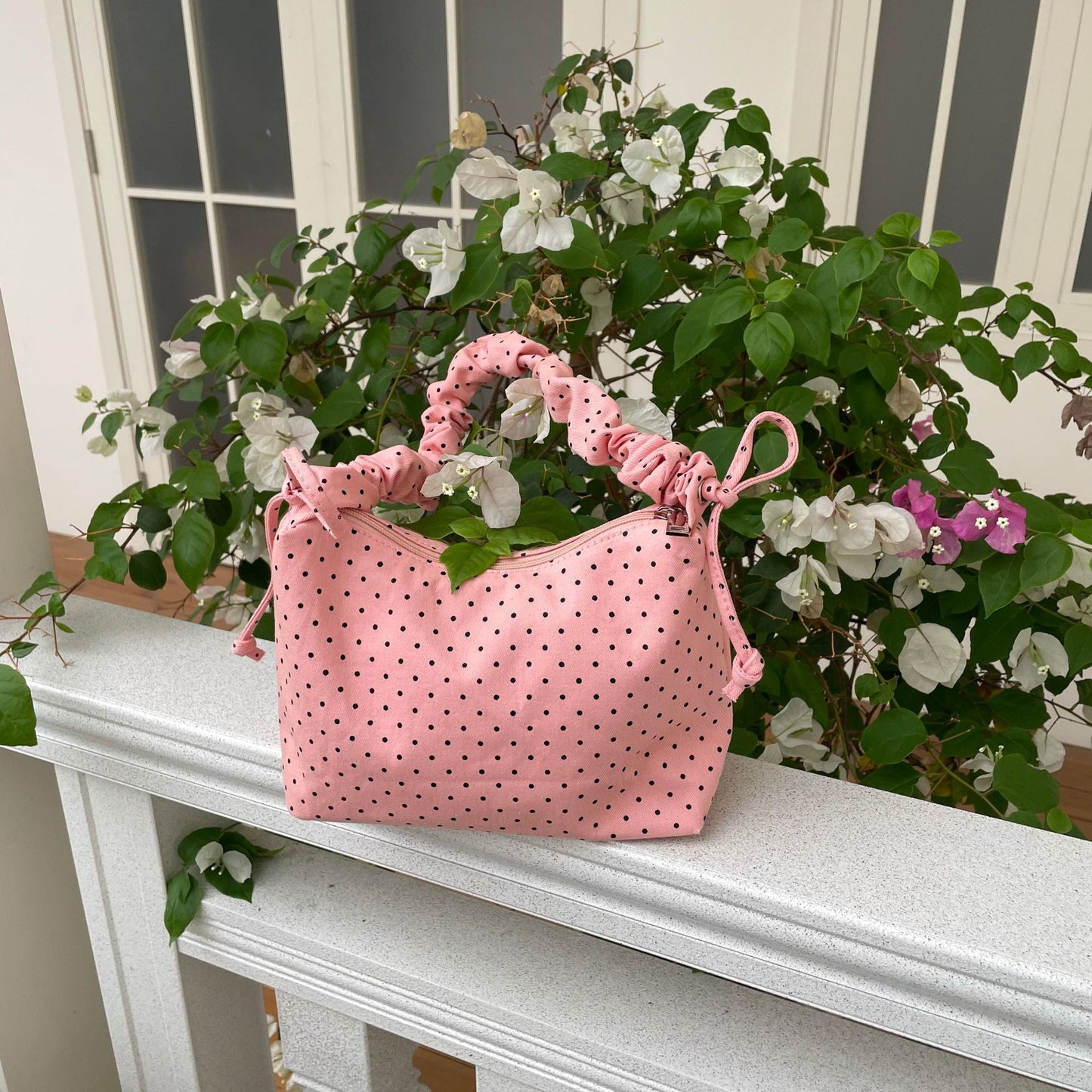Women's Fashionable Polka Dot Drawstring Ruffle Adjustable Strap Convenient Shoulder Bags