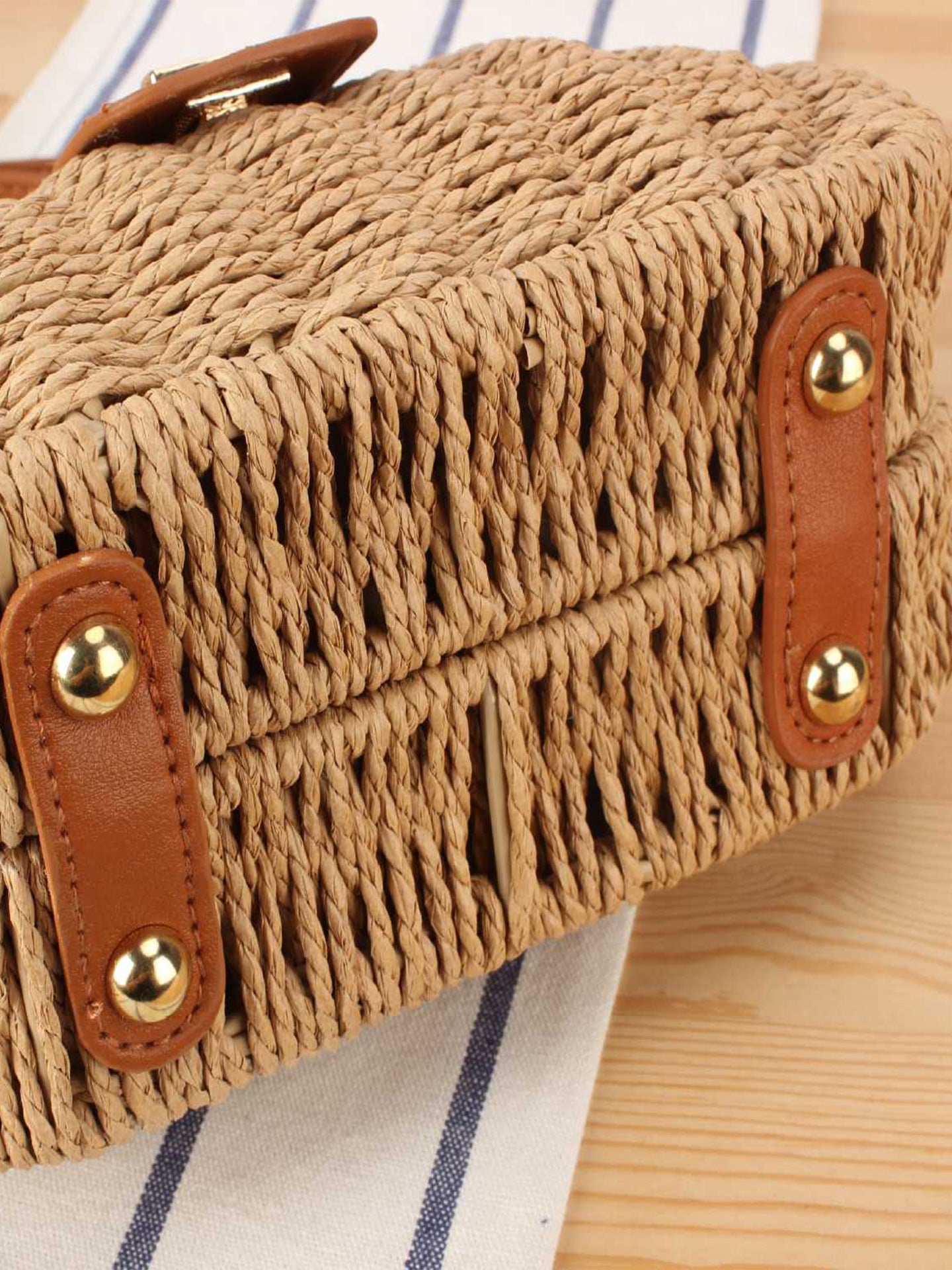 Women's French Fashion Woven Straw Seaside Vacation Beach Daily Women's Messenger Bag