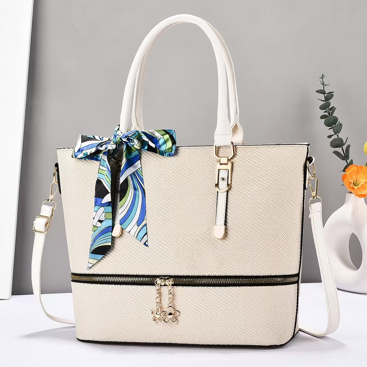 Women's Fashion Commuter Large Capacity Textured Bucket Bag