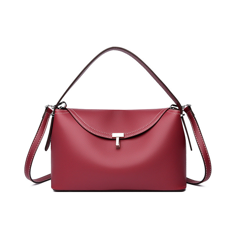 Women's Capacity Retro Commuter High Sense Fashion Underarm Shoulder Bags