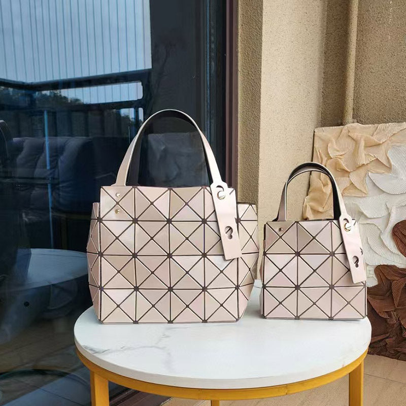 Women's Original Classic Frosted Geometric Diamond Pattern Tote Bags