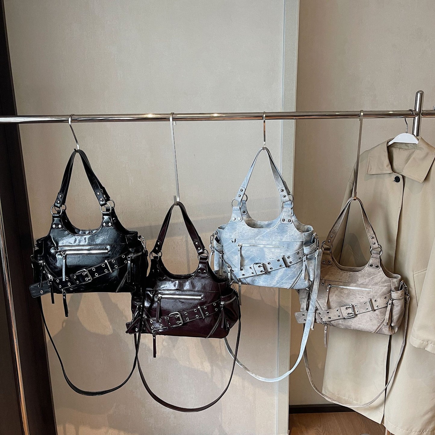 Women's Sweet Cool Hot Style Underarm Locomotive Dumpling Bags