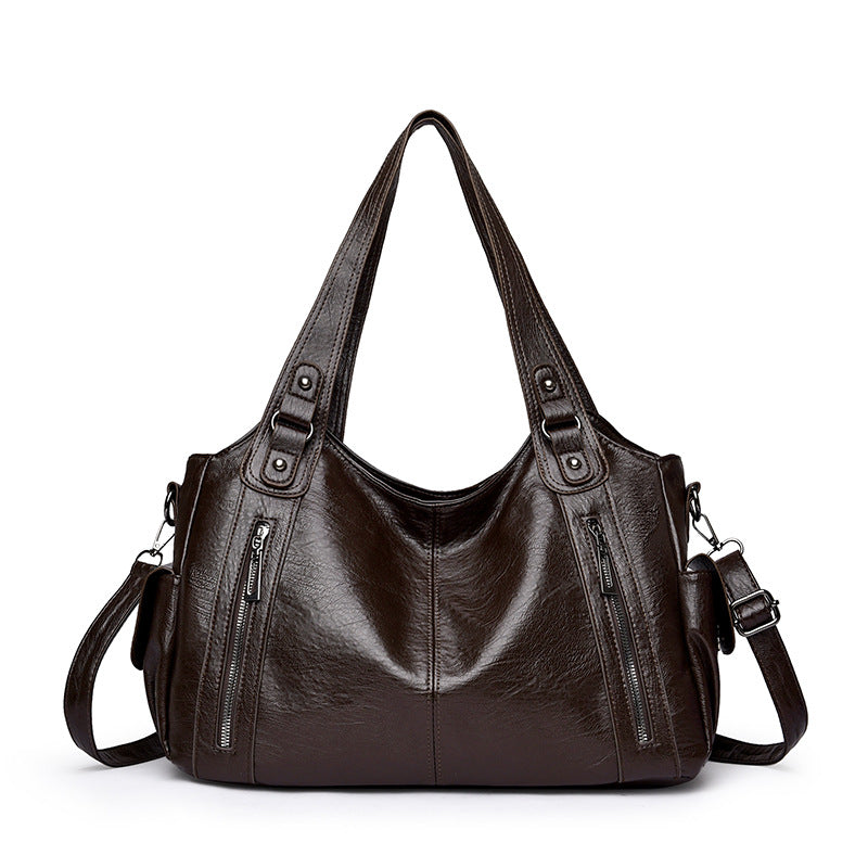 Women's High Quality Retro Rivet Large Capacity Commuter Handbags