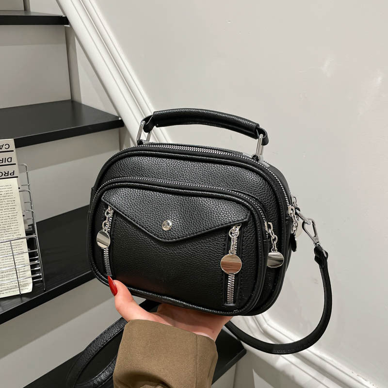 Charming Women's High-grade Commuter Large Capacity Bags