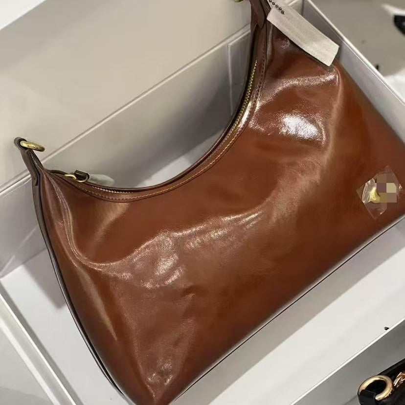 Women's Fashion Oil Wax Leather Zipper Portable Bags